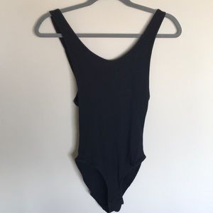 ☀️black tank bodysuit